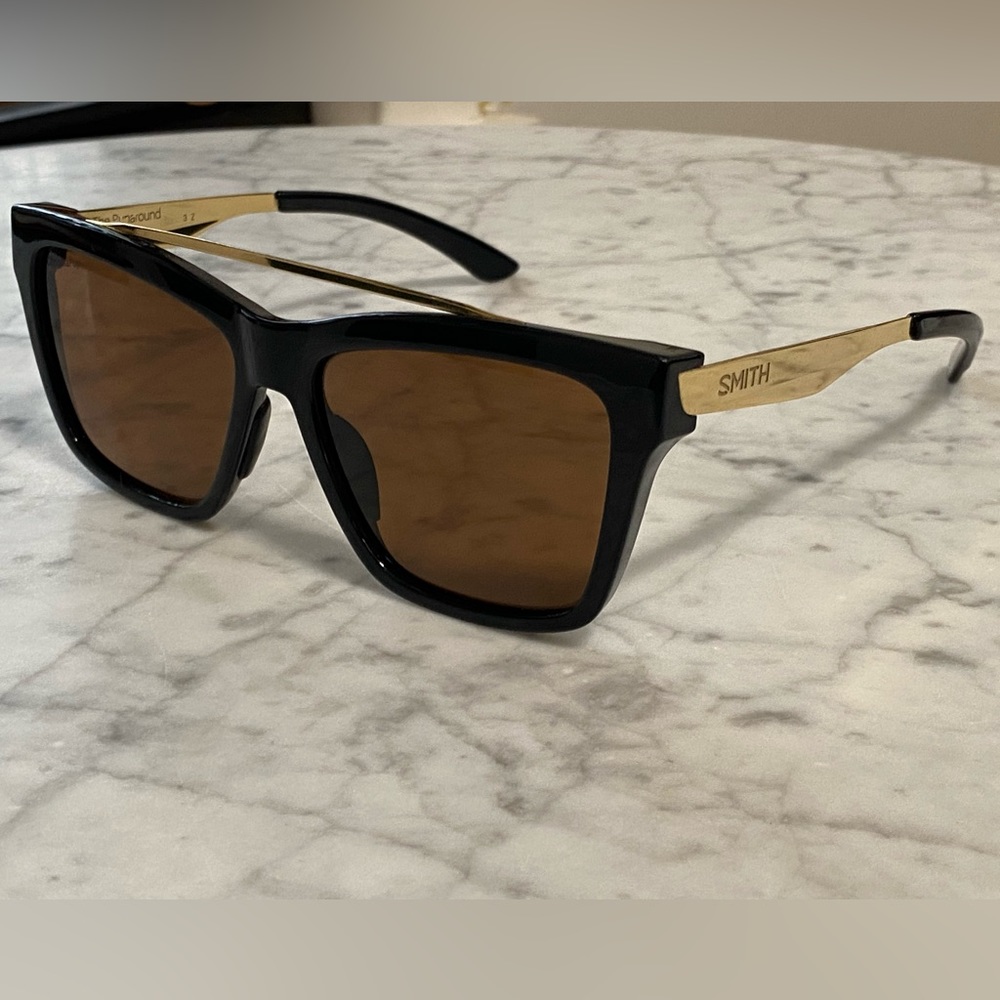 SMITH OPTICS The Runaround Polarized Chromapop Black and Gold sunglasses